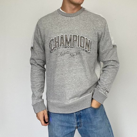 Champion Other - Vintage Champion Crewneck Grey Size XL.